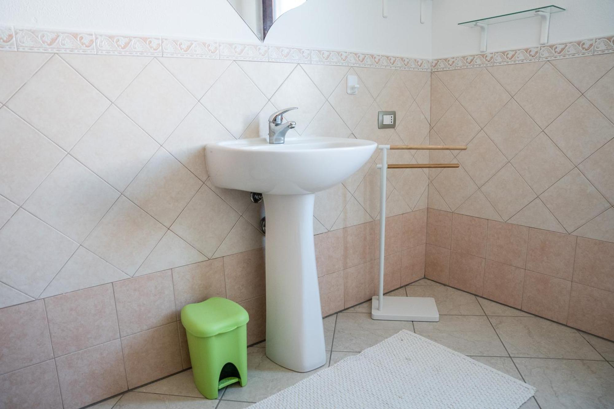 Appartamento Casa Graziosa Nurachi Esterno foto